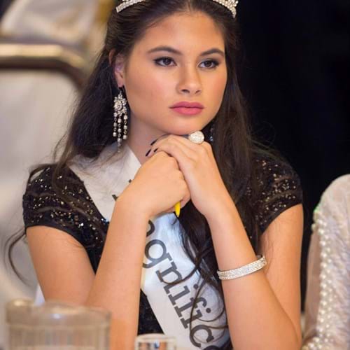 2014 Magnificent Miss wearing Andrea Agosta Designer Jewellery